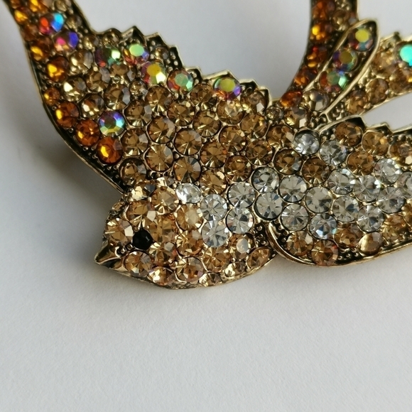 GOLDEN Crystal Swallow Bird  brooch pin - Picture 2 of 7